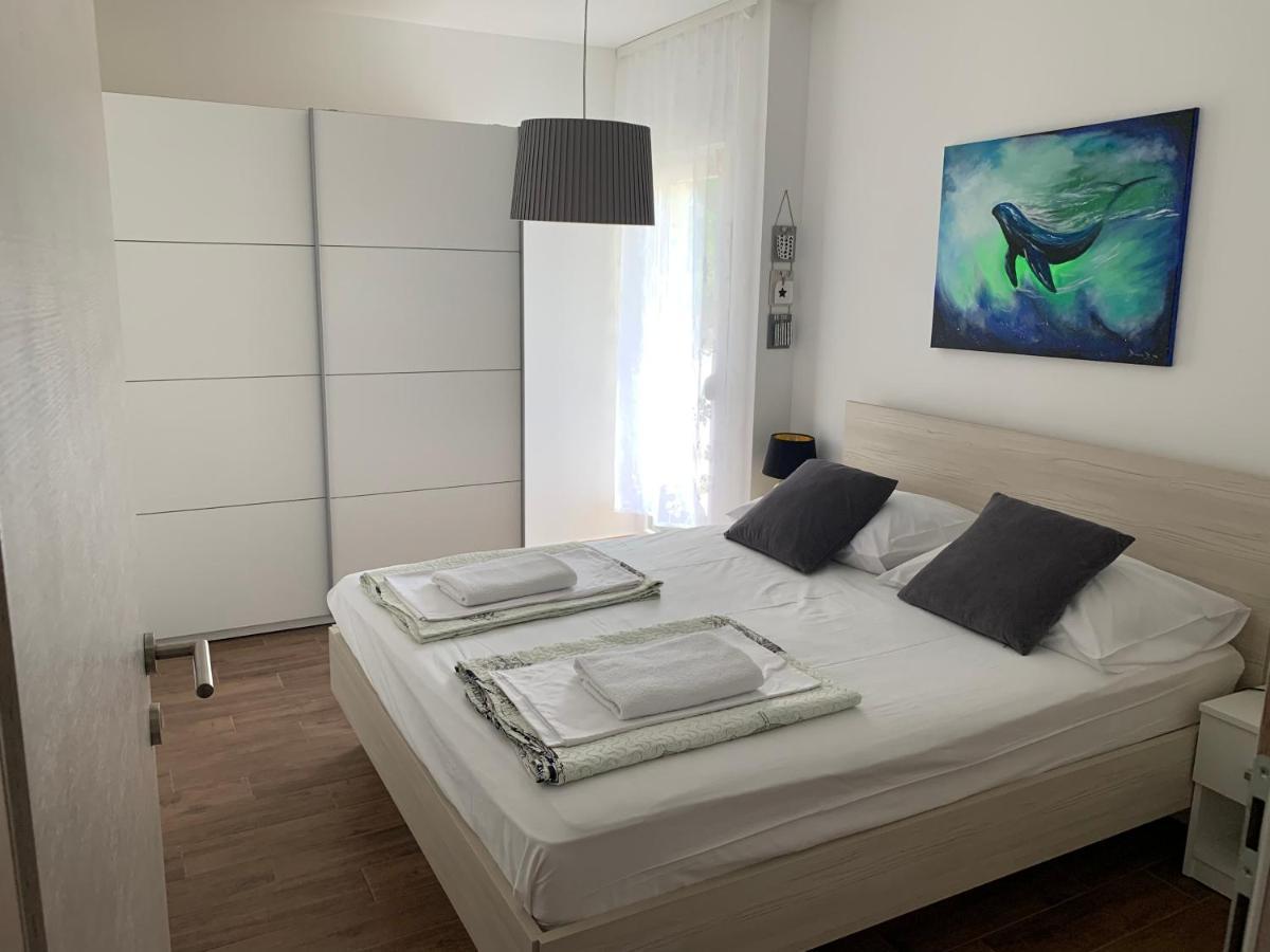 Apartment Sunrise Vinjerac Esterno foto